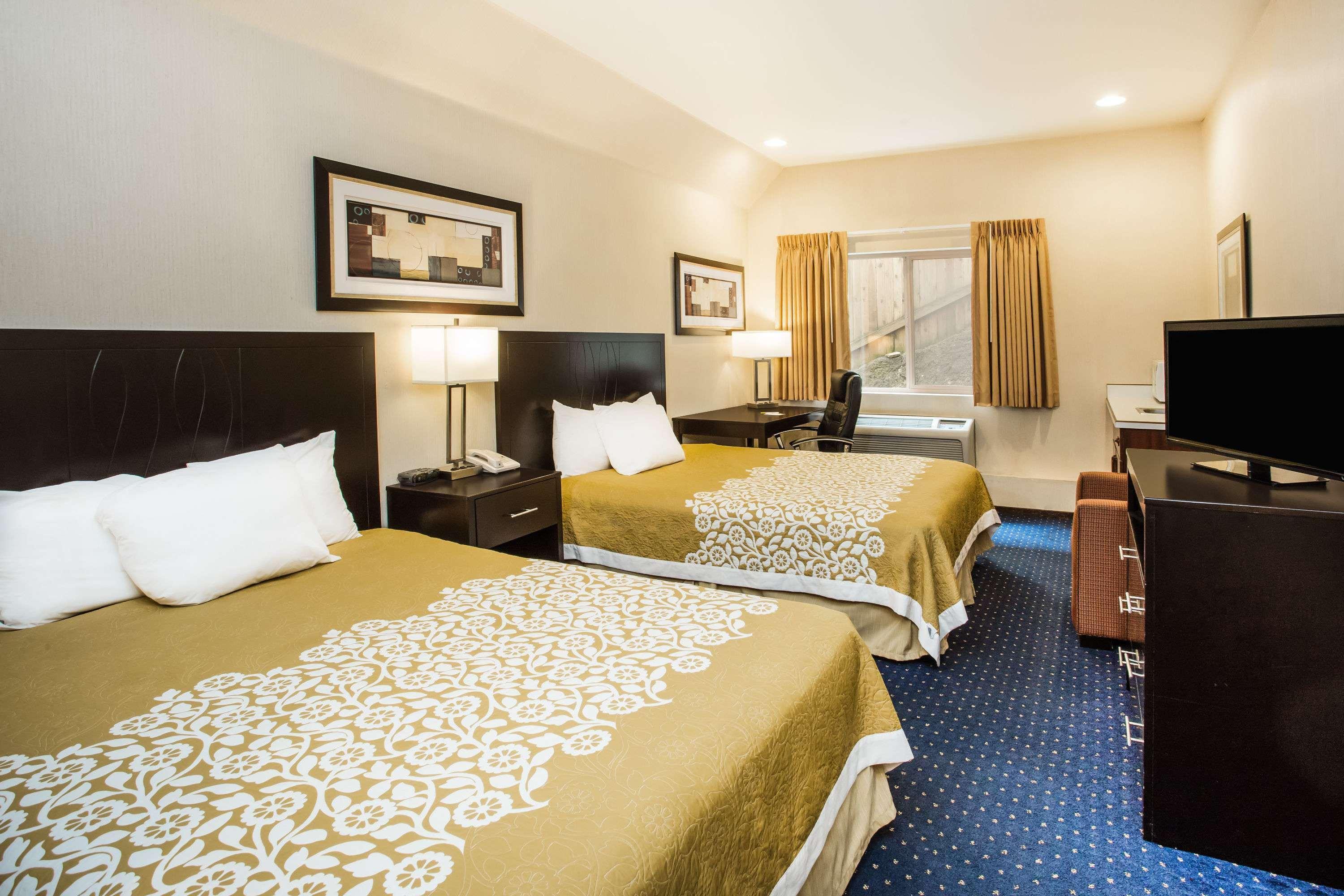 Days Inn By Wyndham Seattle Aurora Shoreline Εξωτερικό φωτογραφία